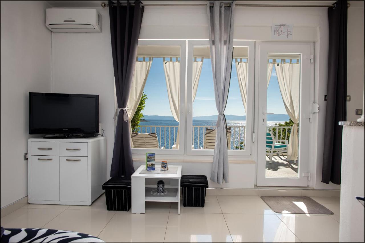 Apartments Viky Кральевица Экстерьер фото