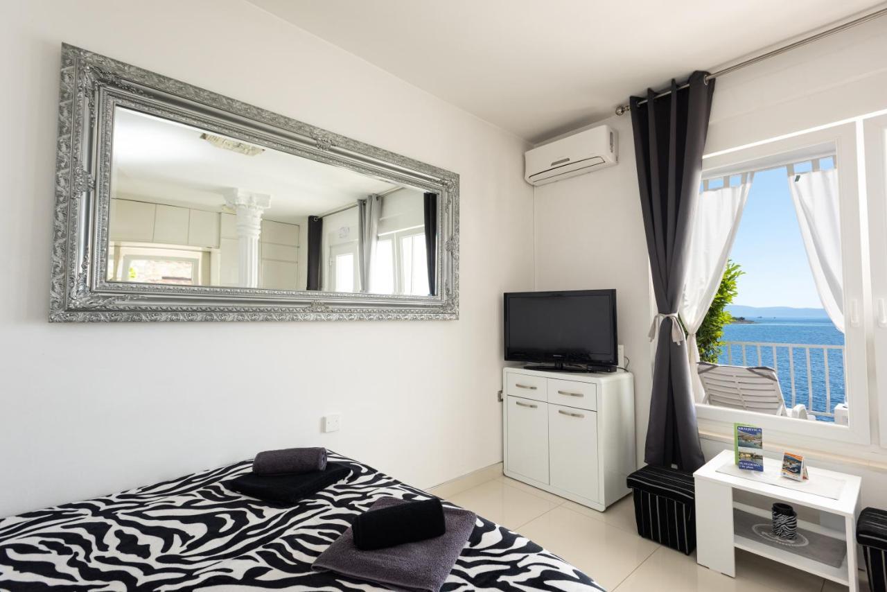 Apartments Viky Кральевица Экстерьер фото