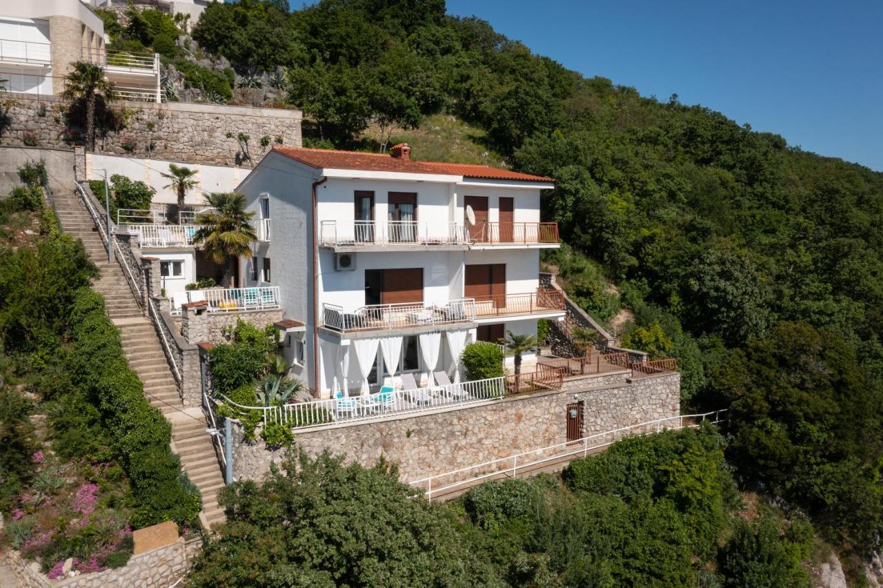 Apartments Viky Кральевица Экстерьер фото